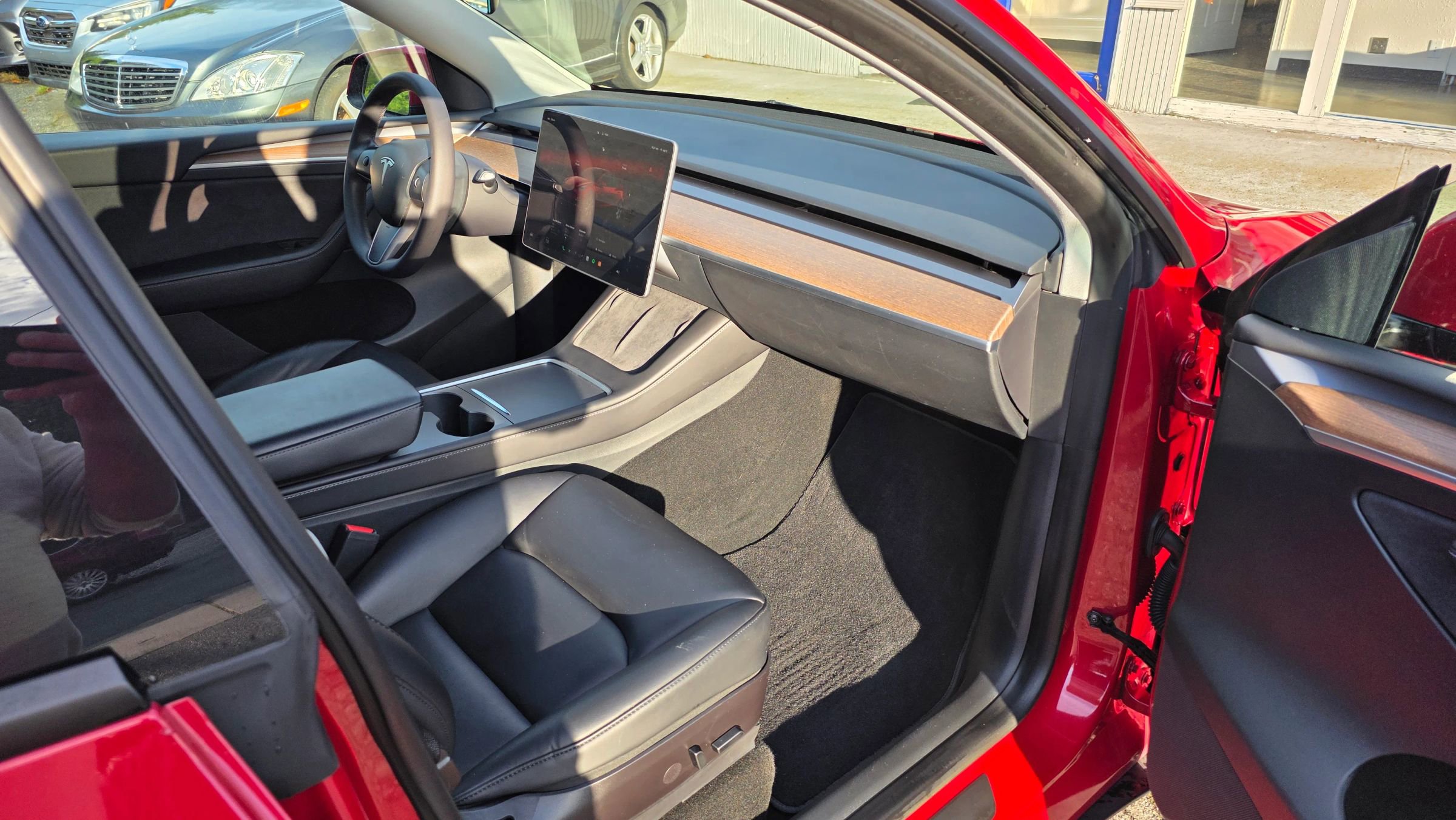 Used 2023 Tesla Model Y Long Range image 12