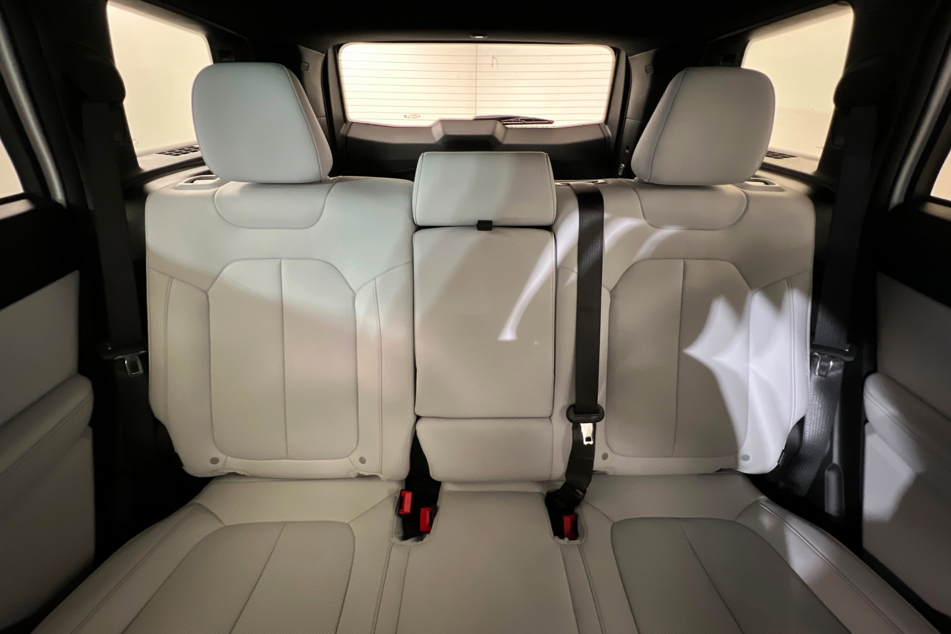 New 2026 Jeep Cherokee Limited AWD/4WD image 25