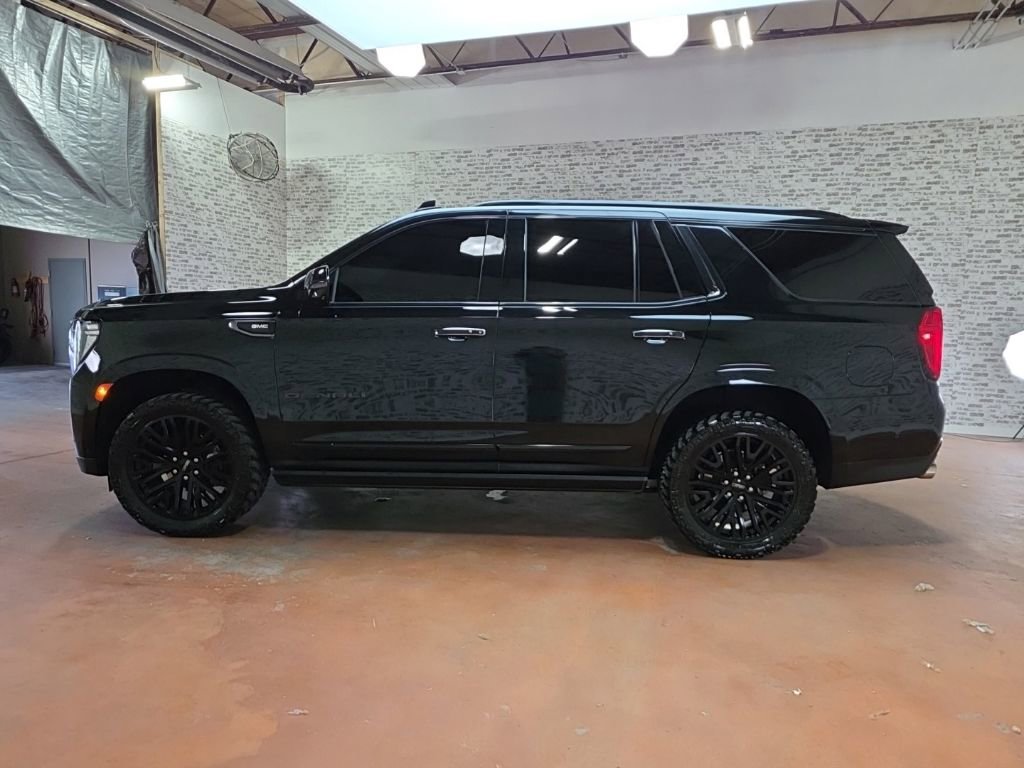 Used 2023 GMC Yukon Denali Ultimate AWD/4WD image 4