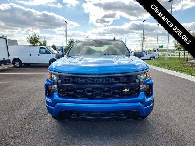 Used 2022 Chevrolet Silverado 1500 Custom image 3