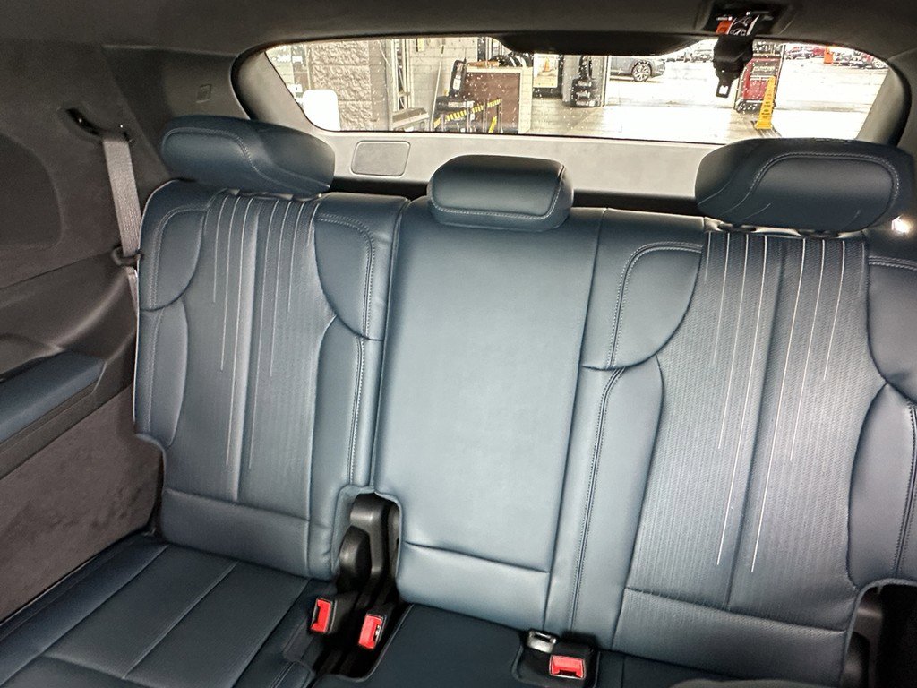 New 2025 Cadillac Escalade IQ Sport 2 image 15