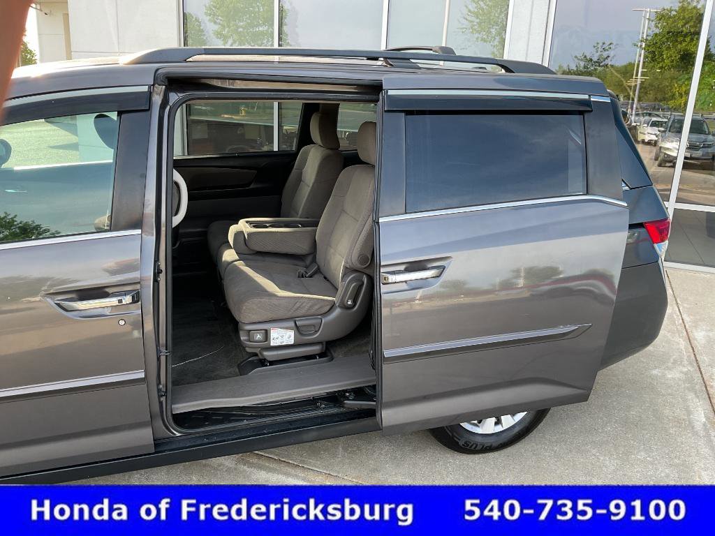 Used 2016 Honda Odyssey SE image 17
