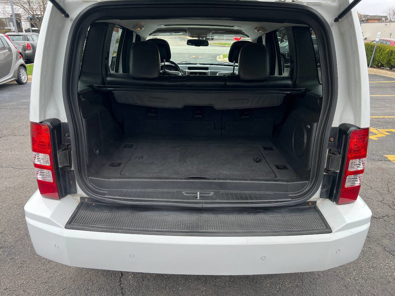 Used 2012 Jeep Liberty Limited Jet w/ Comfort/Convenience Group image 15