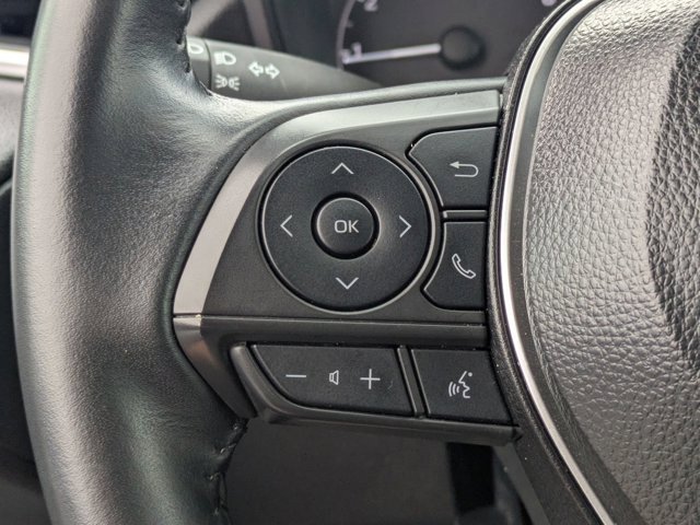 Used 2025 Toyota Corolla Cross LE image 22