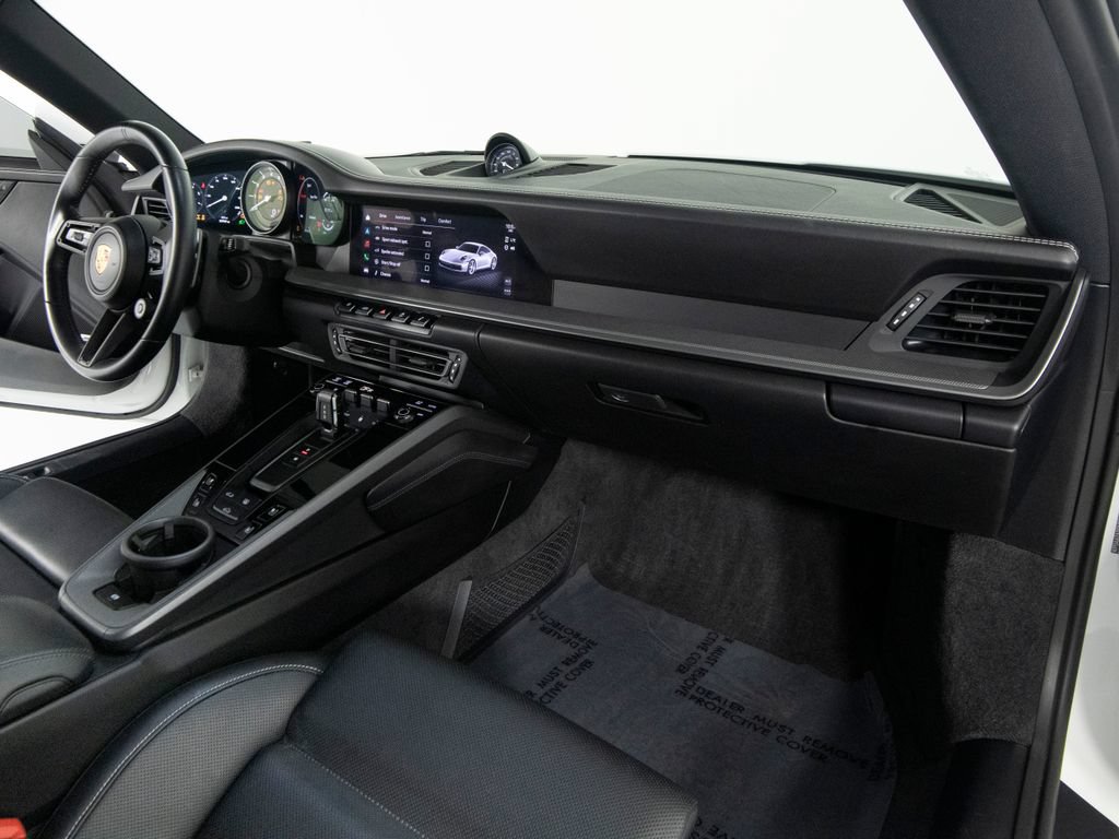 Certified 2022 Porsche 911 Carrera 4 AWD/4WD image 32
