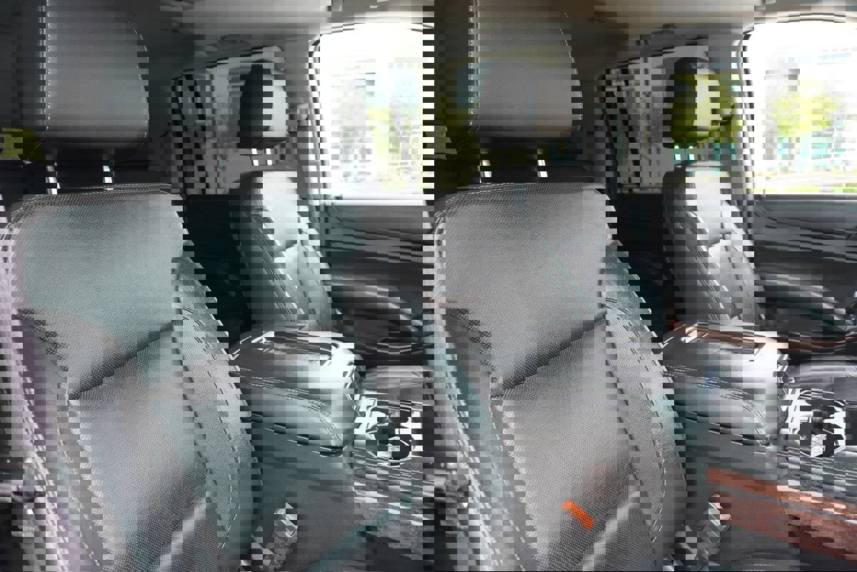 Used 2017 GMC Yukon XL SLT w/ Open Road Package image 21