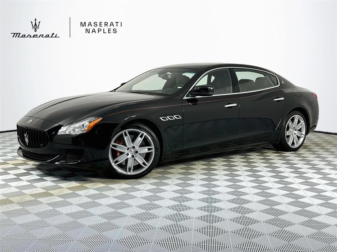Used 2015 Maserati Quattroporte GTS RWD image 1
