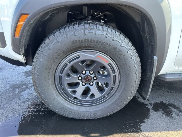 Certified 2025 Nissan Frontier PRO-4X image 10