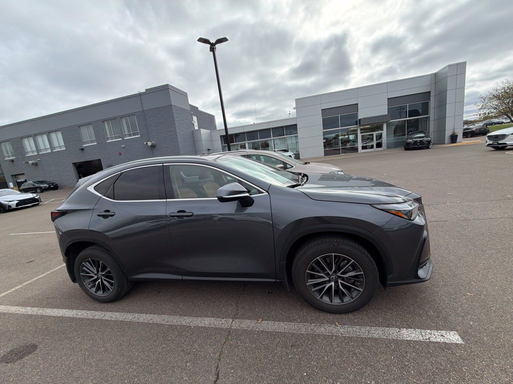 Used 2023 Lexus NX 350 AWD image 12