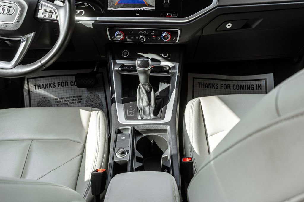 Used 2024 Audi Q3 2.0T Premium image 13