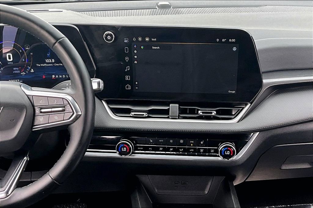 Used 2025 Chevrolet Equinox LT w/ Convenience Package II image 6