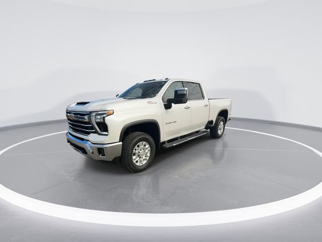 Used 2024 Chevrolet Silverado 3500 LTZ w/ LTZ Convenience Package image 4