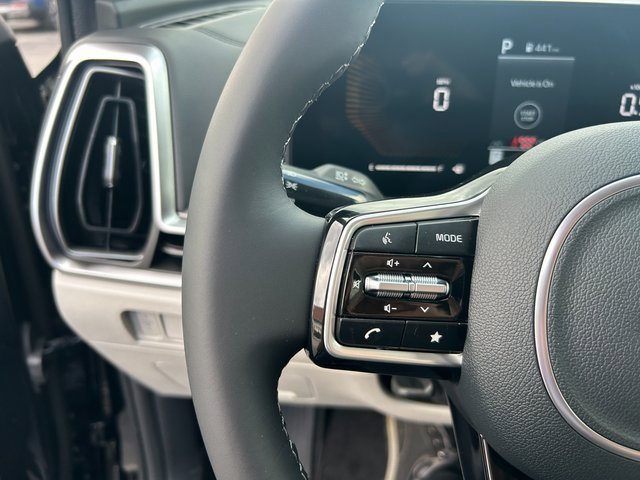 New 2025 Kia Sorento S w/ Panoramic Sunroof Package image 15