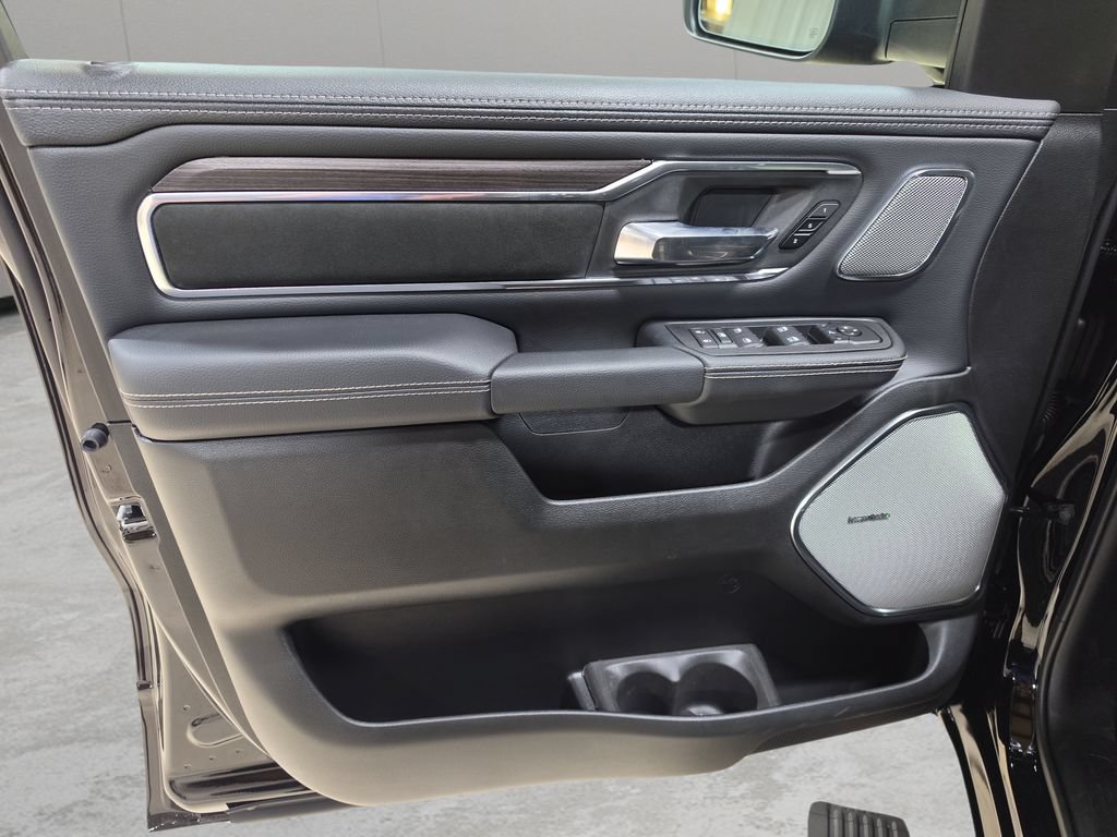New 2027 RAM 1500 Laramie w/ Night Edition AWD/4WD image 14