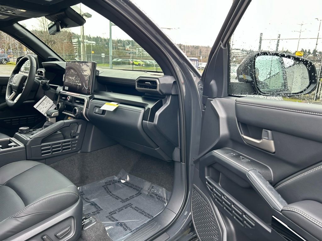 New 2026 Toyota 4Runner Limited AWD/4WD image 15