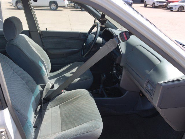 Used 1995 Ford Escort LX image 25
