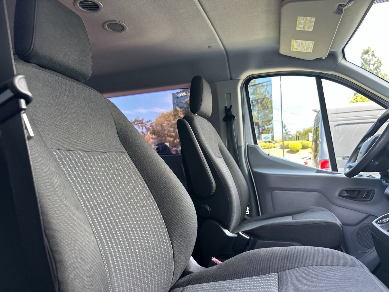Used 2018 Ford Transit 350 XLT RWD image 18