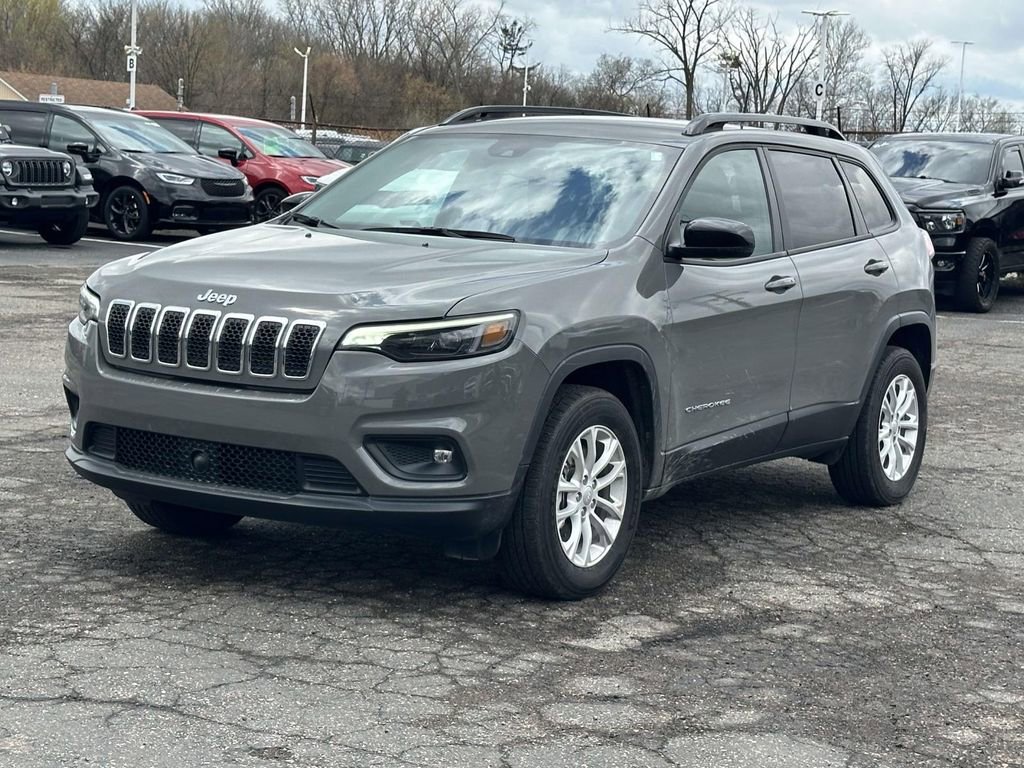 Used 2022 Jeep Cherokee Latitude Lux AWD/4WD image 7