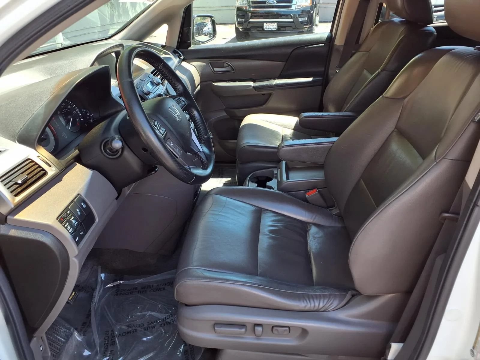 Used 2012 Honda Odyssey Touring Elite image 15