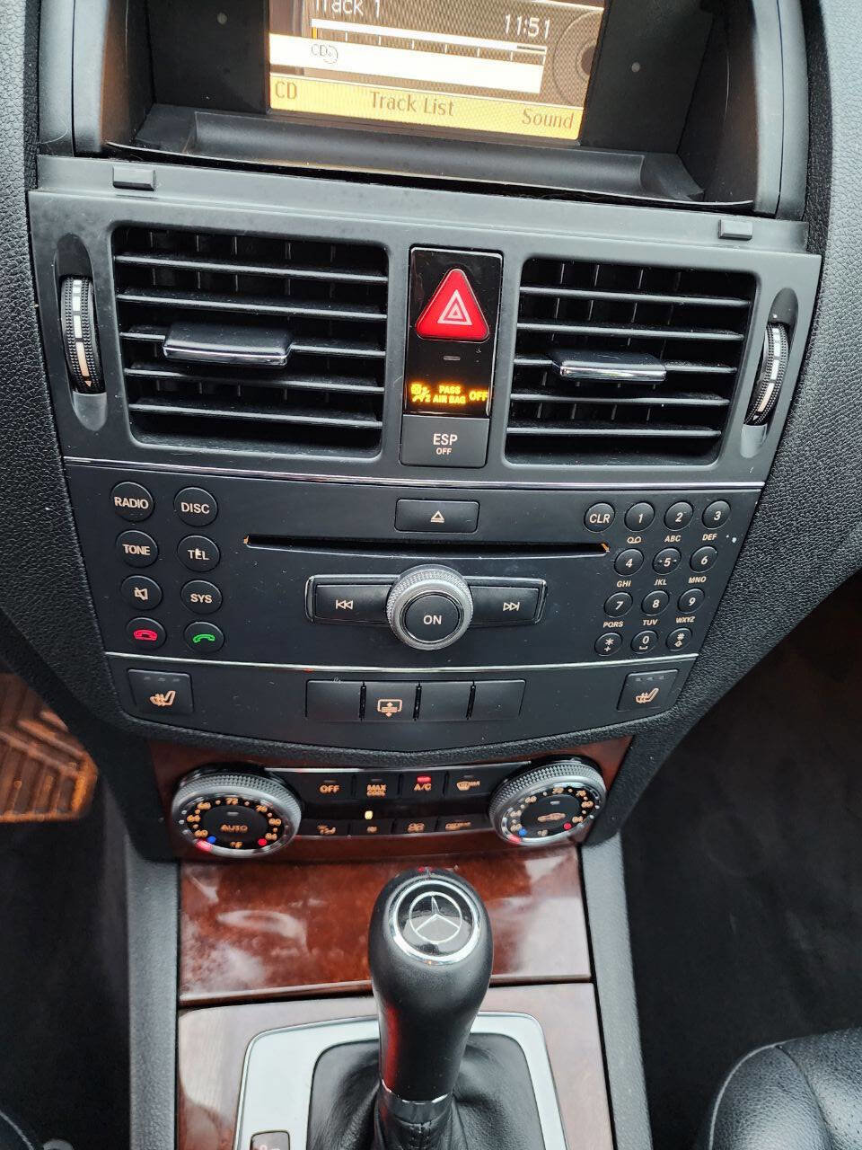 Used 2008 Mercedes-Benz C 300 Sedan image 25