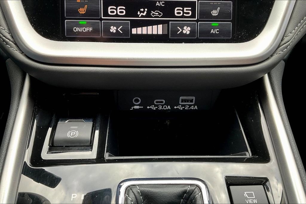 Used 2025 Subaru Outback Onyx Edition XT image 26