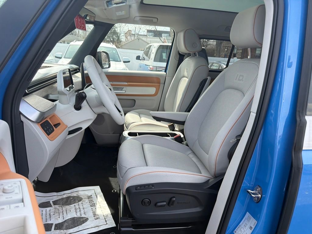 New 2025 Volkswagen ID. Buzz Pro S Plus image 9