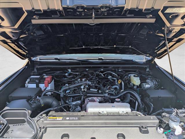 New 2026 Toyota 4Runner SR5 AWD/4WD image 16