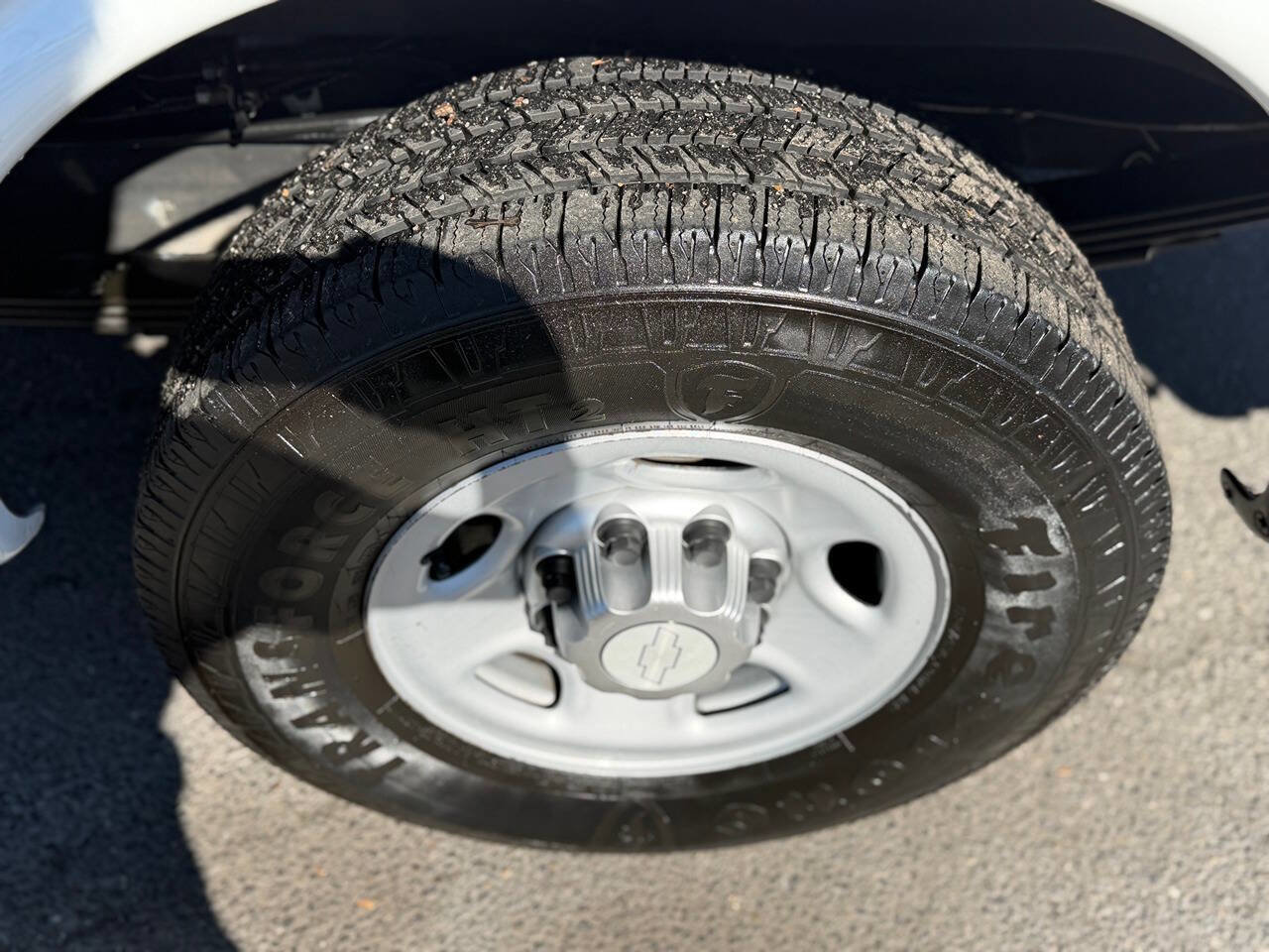 Used 2014 Chevrolet Express 2500 image 87