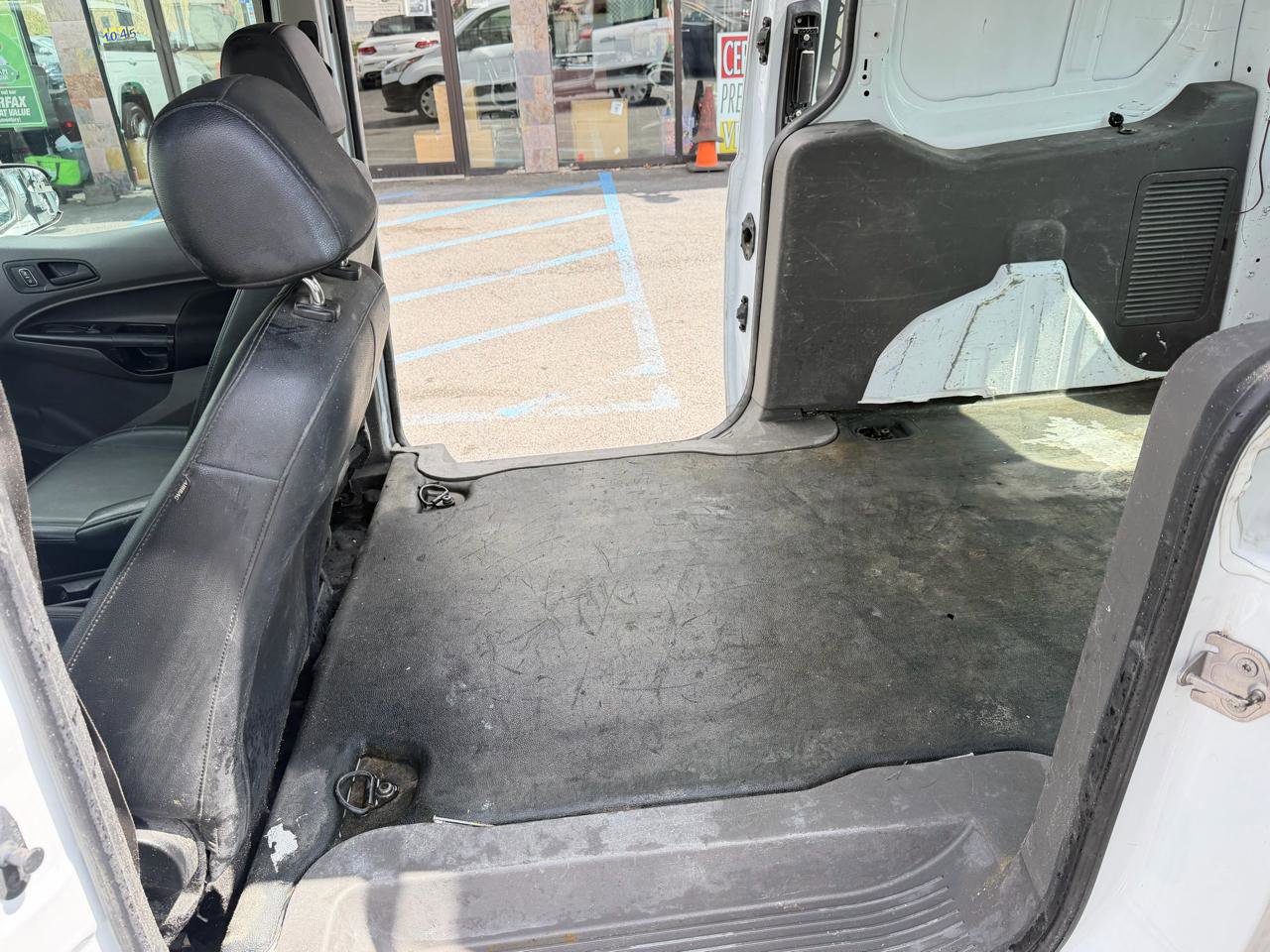 Used 2019 Ford Transit Connect XL image 12