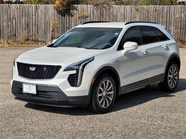 Used 2023 Cadillac XT4 Sport image 3