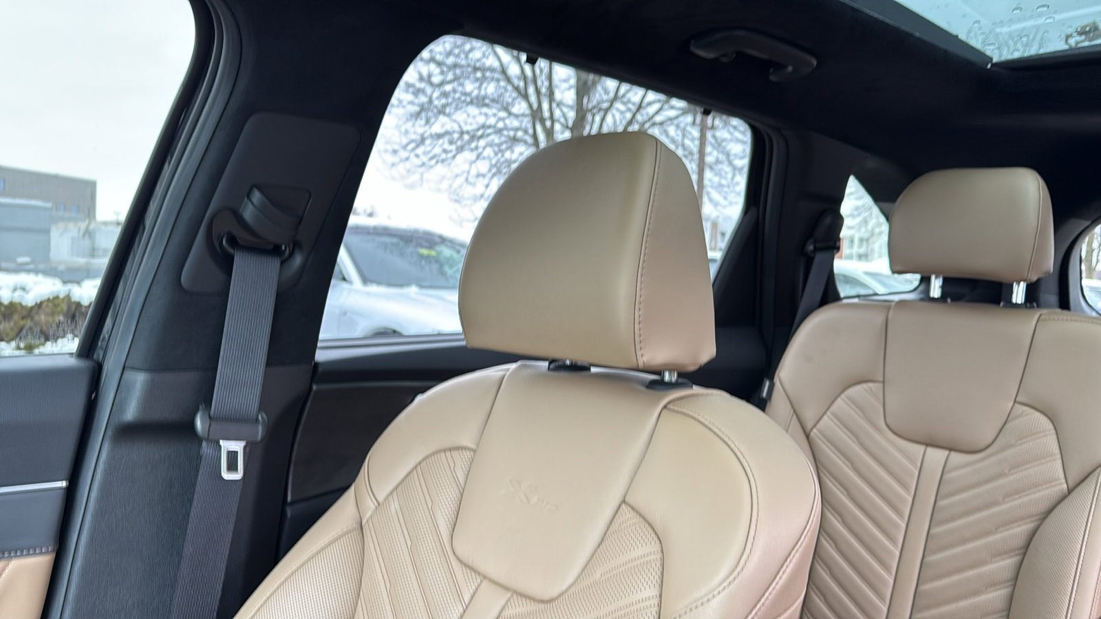 Used 2024 Kia Sorento SX Prestige w/ Olive Brown Leather Package image 24