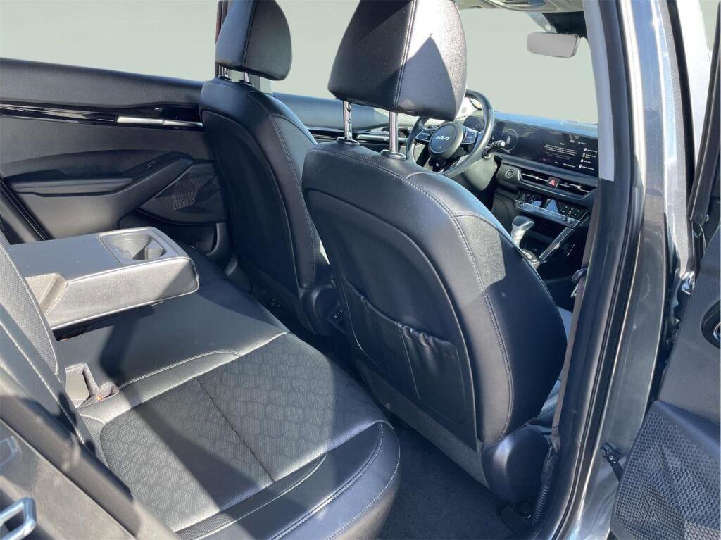 Used 2024 Kia Seltos EX AWD/4WD image 17