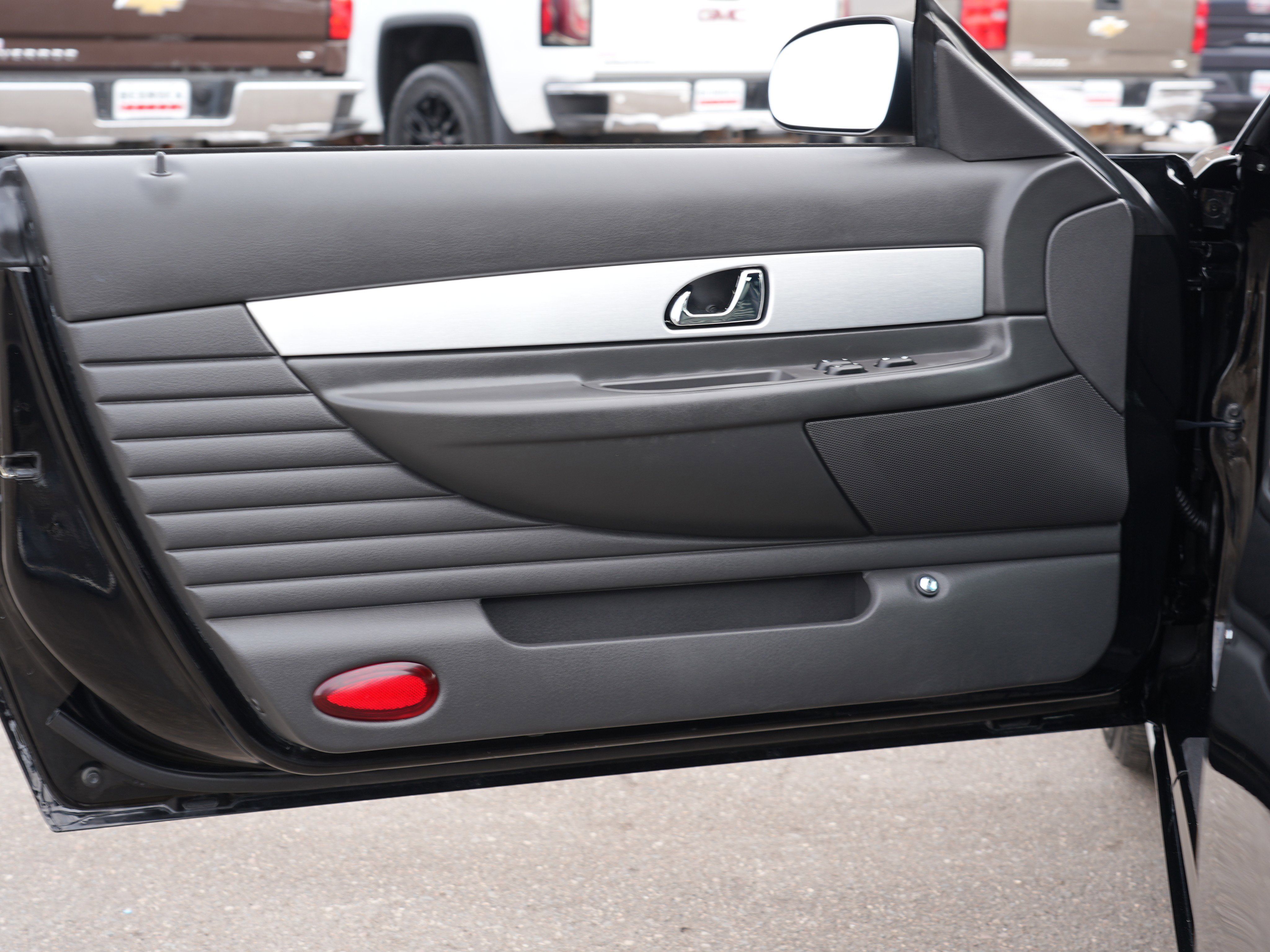 Used 2002 Ford Thunderbird image 15