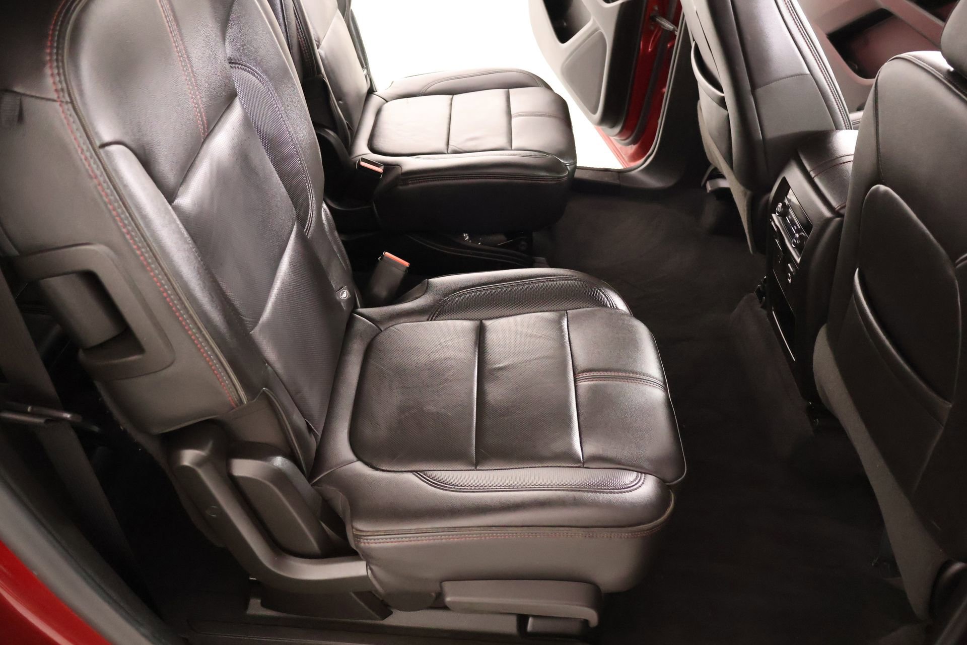 Used 2022 Chevrolet Traverse RS w/ LPO, Floor Liner Package image 15