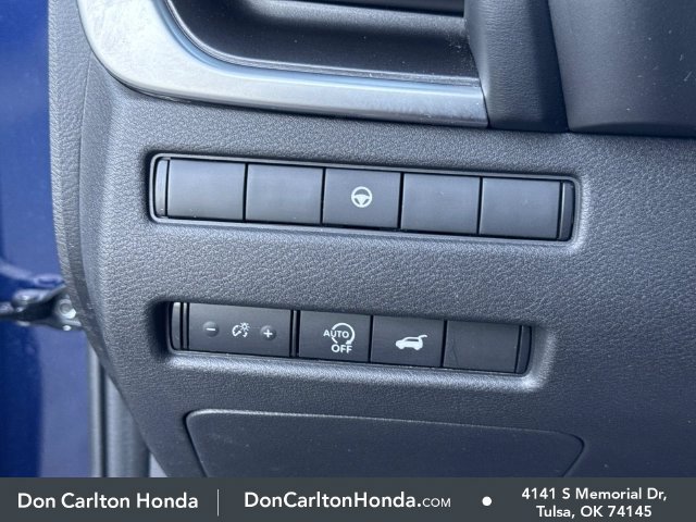 Used 2025 Nissan Rogue SV w/ SV Premium Package AWD/4WD image 39