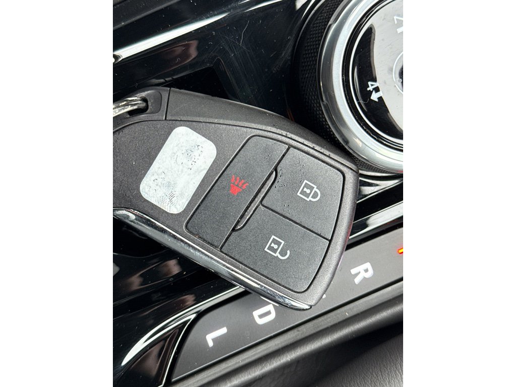 Used 2023 Chevrolet Colorado Trail Boss w/ Technology Package image 33