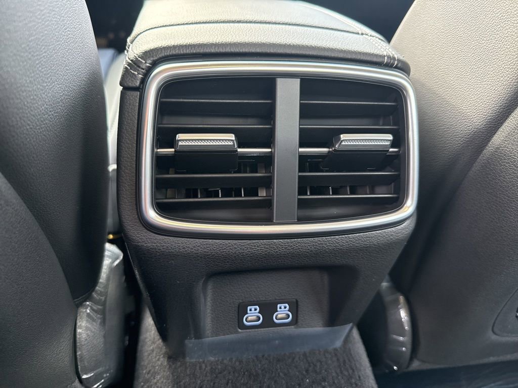 New 2026 Genesis G70 2.5T RWD image 28