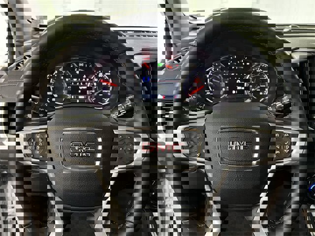 Certified 2024 GMC Terrain SLT image 11