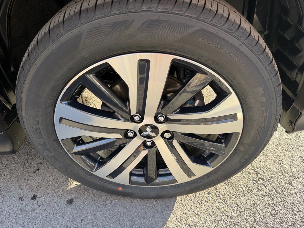 New 2025 Mitsubishi Outlander Sport ES image 9