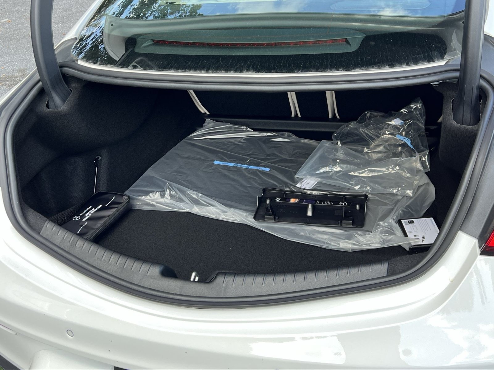 New 2026 Mercedes-Benz CLE 300 4MATIC Coupe image 31