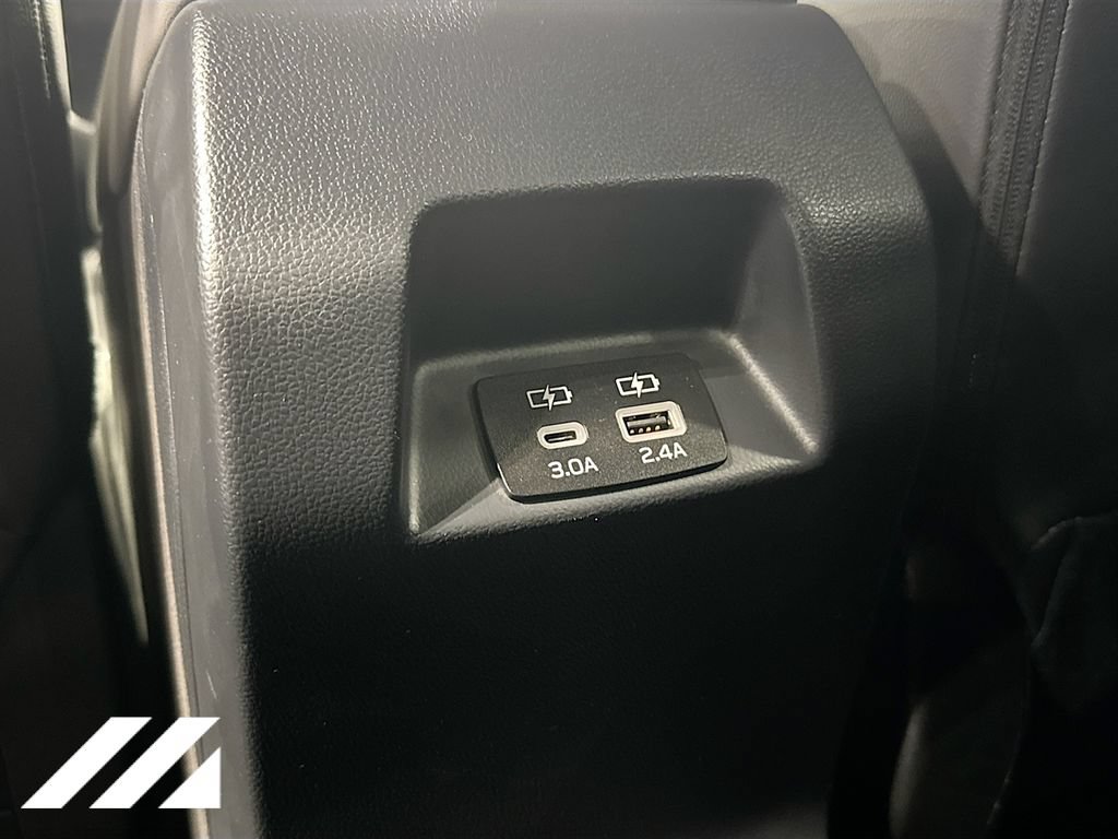 Used 2024 Subaru Crosstrek 2.5i Premium AWD/4WD image 27