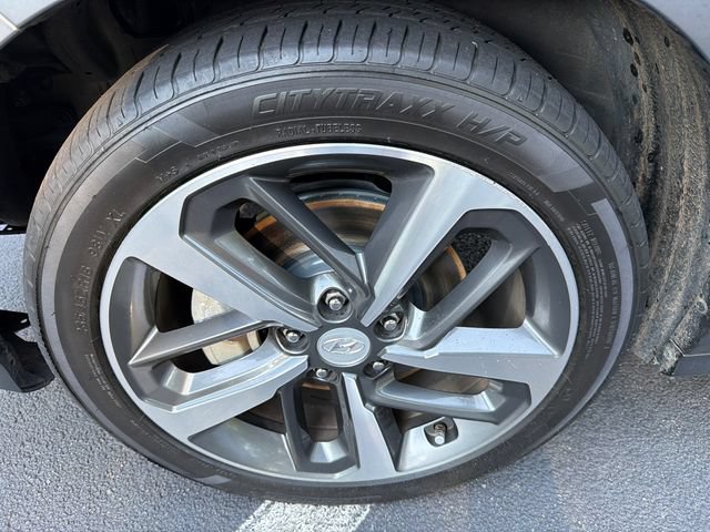 Used 2018 Hyundai Kona Ultimate FWD image 11