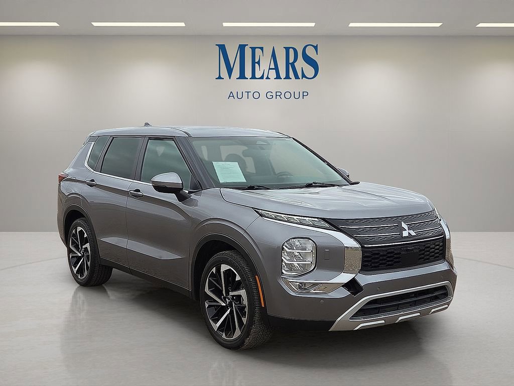Used 2024 Mitsubishi Outlander SE AWD/4WD image 7