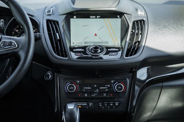 Used 2019 Ford Escape Titanium AWD/4WD image 22