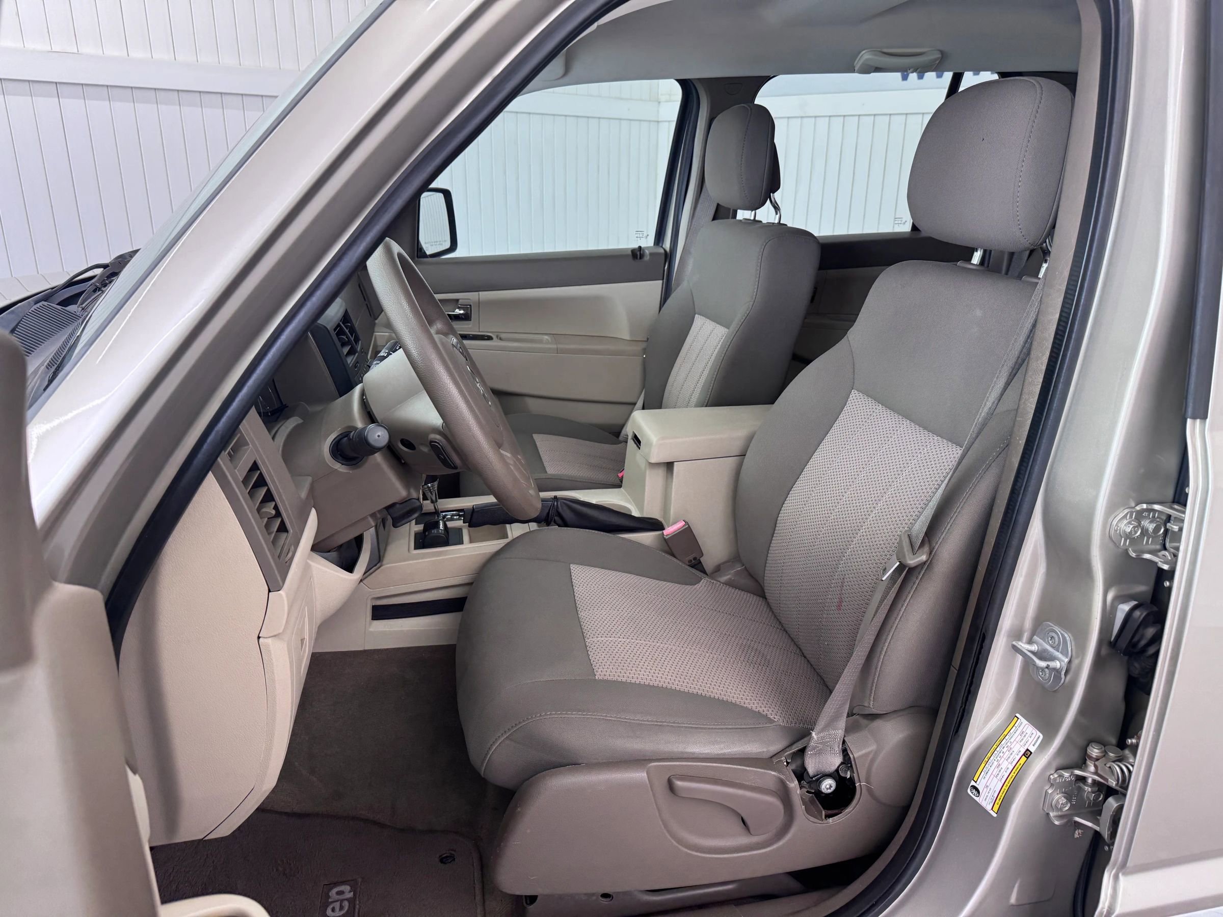 Used 2011 Jeep Liberty Sport w/ Trailer Tow Class III Group image 9