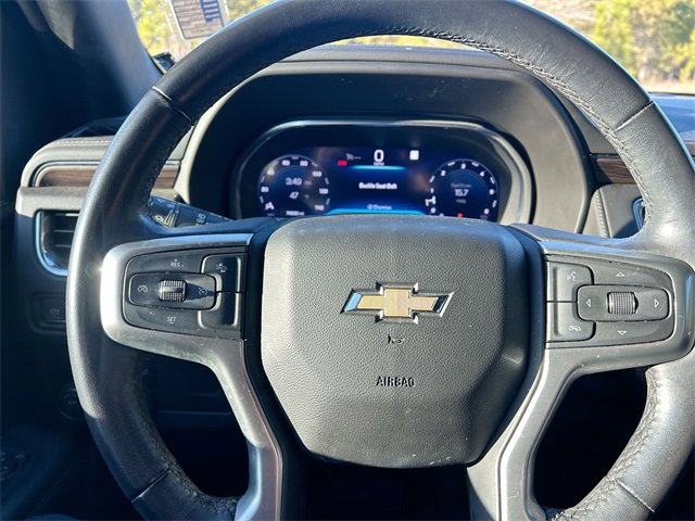 Used 2022 Chevrolet Suburban LT image 19