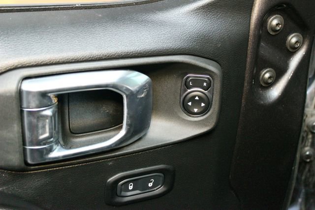 Used 2021 Jeep Wrangler Sport S image 15