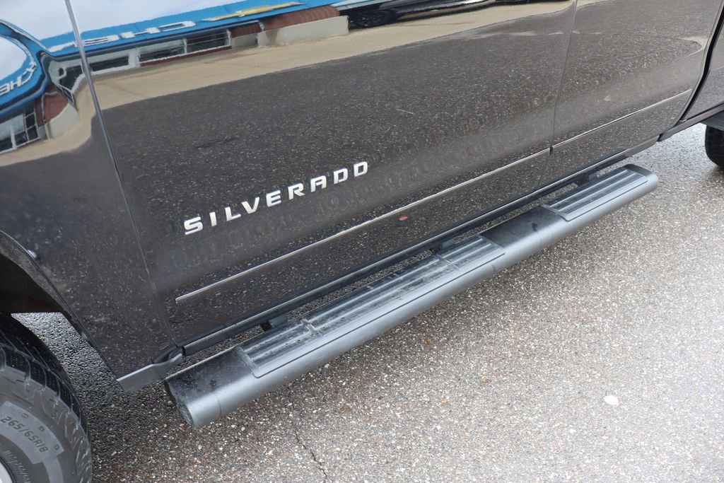 Used 2018 Chevrolet Silverado 1500 LT w/ All Star Edition image 8