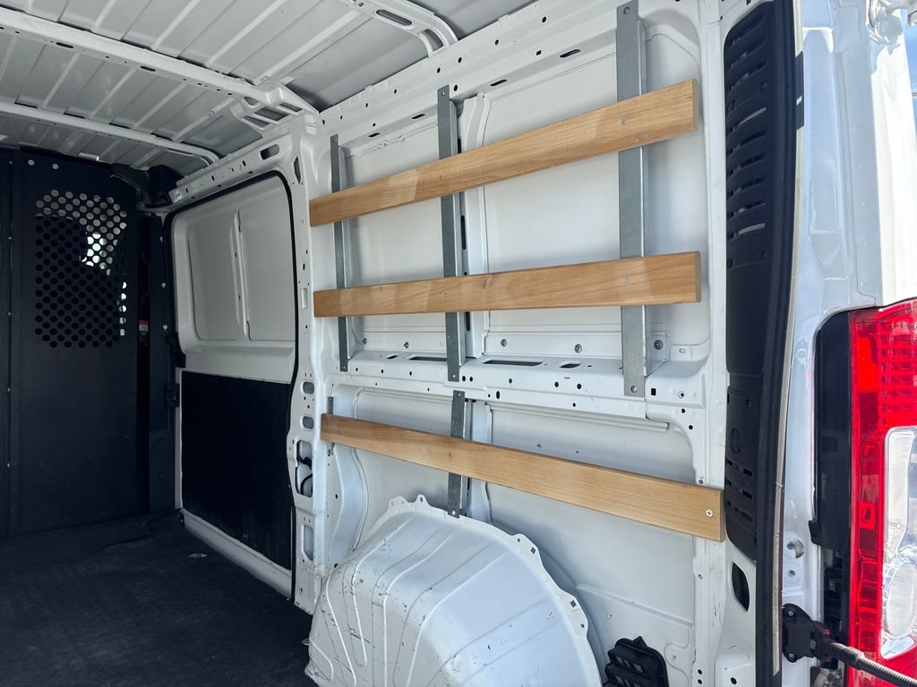 Used 2025 RAM ProMaster 2500 w/ U-Haul Equipment Group FWD image 15