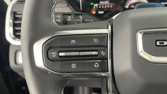 Used 2025 GMC Acadia Denali w/ Super Cruise Package image 39